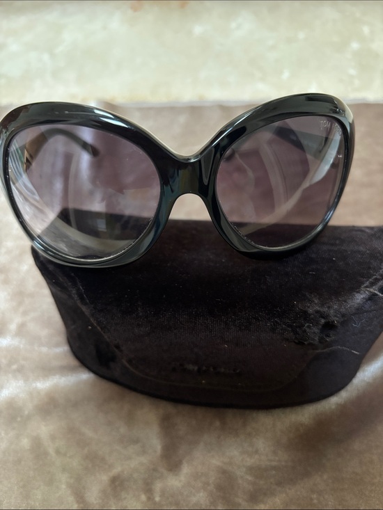 Tom Ford Accessories - Black Oversized Women's Sunglasses - Tom Ford